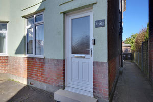 Front External- click for photo gallery